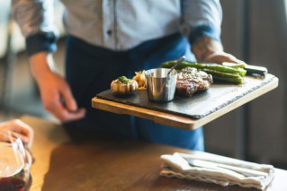 Mittagessen in einem MAXX Hotels Hotel