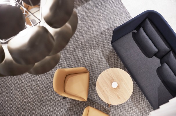 Aufnahme einer modernen Sitzgruppe von oben